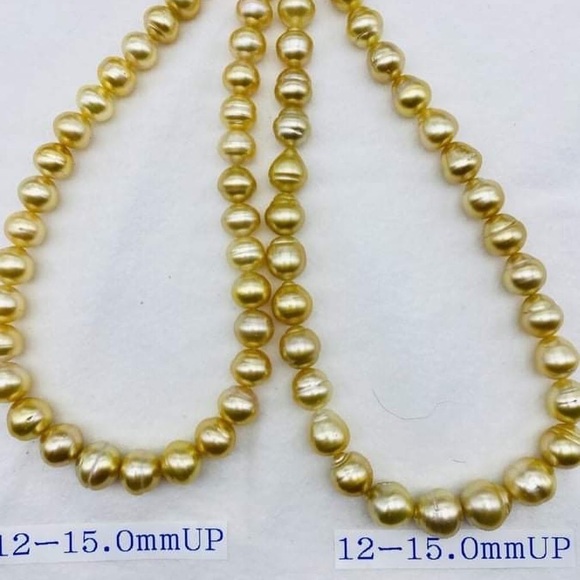 A bunch of beautiful South Sea pearls…
I like them so much, and you? - Picture 9 of 10